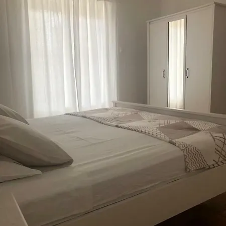 Antonia Apartment
